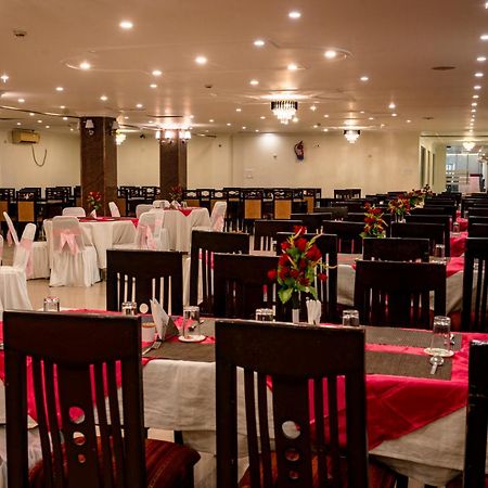 Bodhgaya Regency Hotel Exterior photo