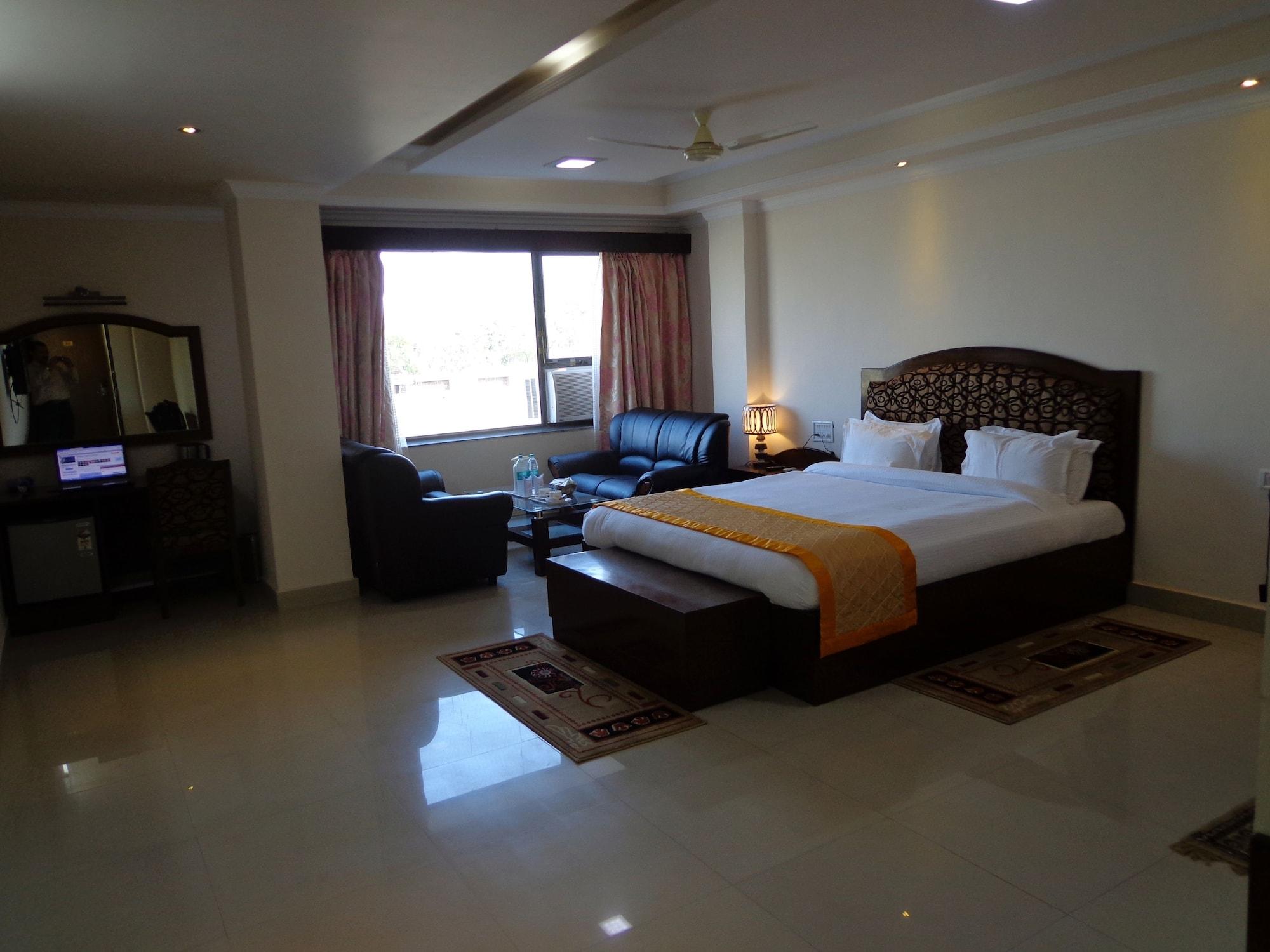 Bodhgaya Regency Hotel Exterior photo