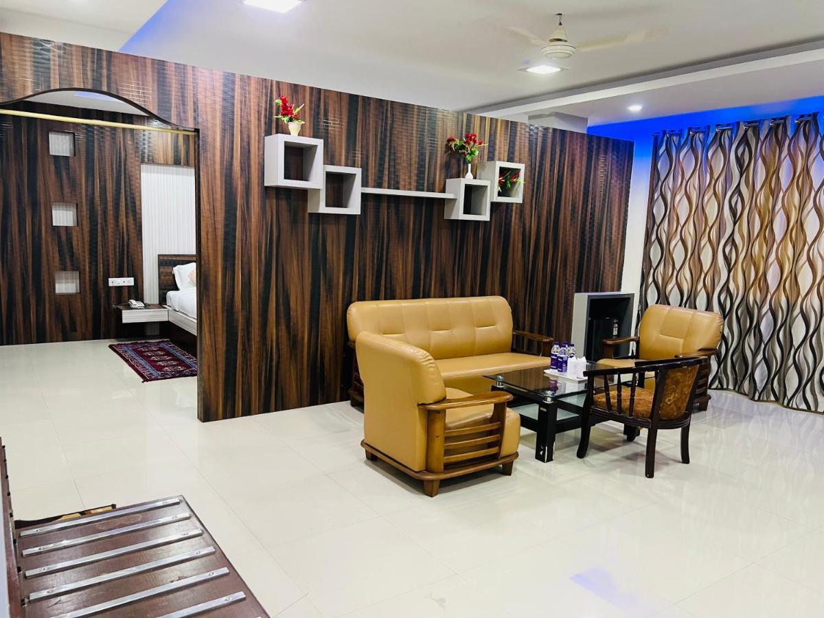Bodhgaya Regency Hotel Exterior photo
