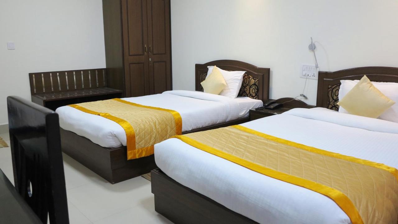 Bodhgaya Regency Hotel Exterior photo